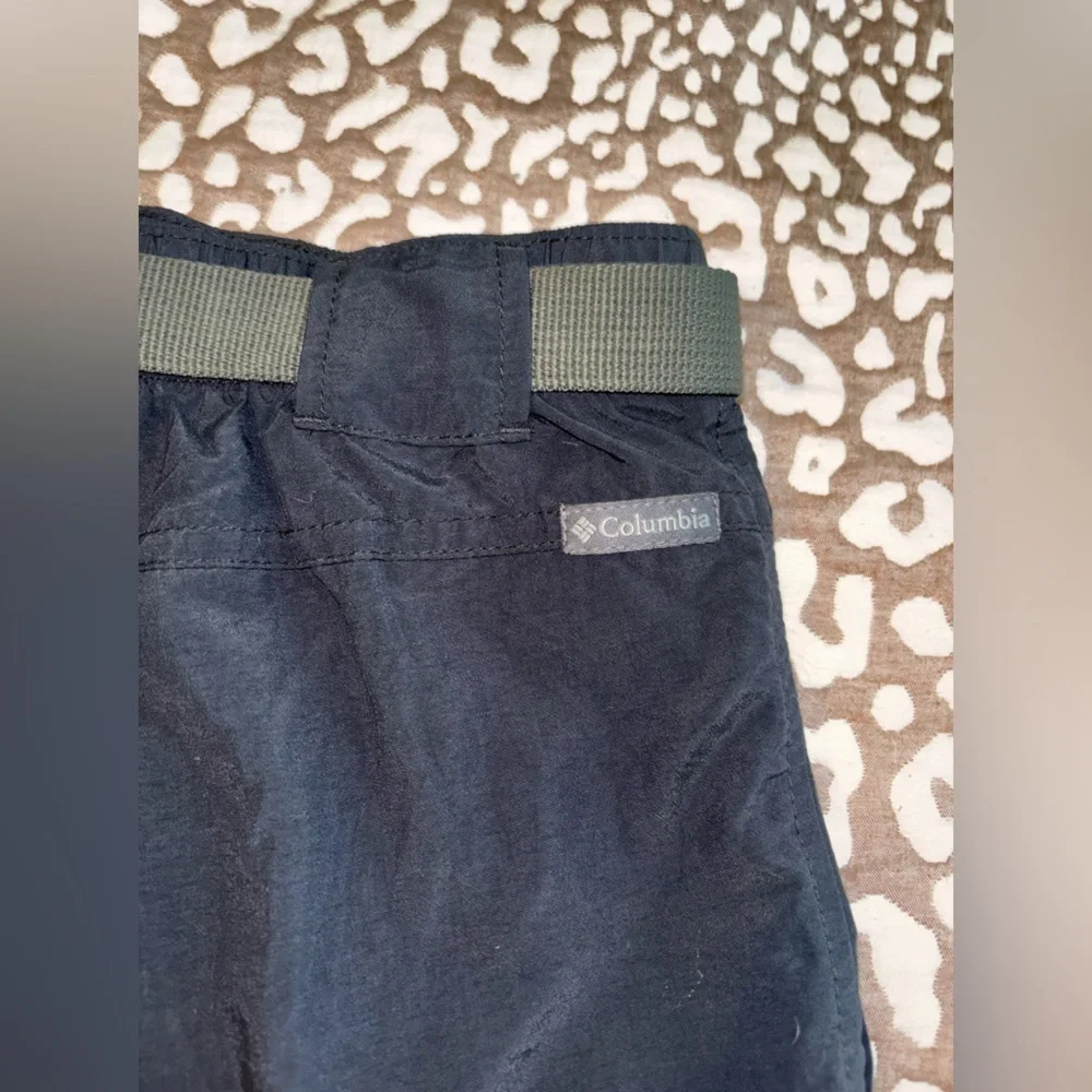 Columbia belted shorts